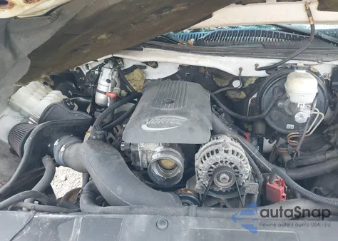 2005 Chevrolet Silverado 1500 Work Truck z USA, uszkodzony, nr VIN 1GCEC14V85E109891